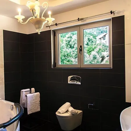 Апартаменты Maria & George *